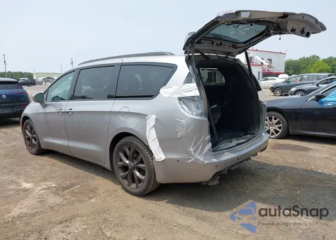 2018 Chrysler Pacifica Touring L Plus из США, поврежденный, VIN 2C4RC1EG3JR204342